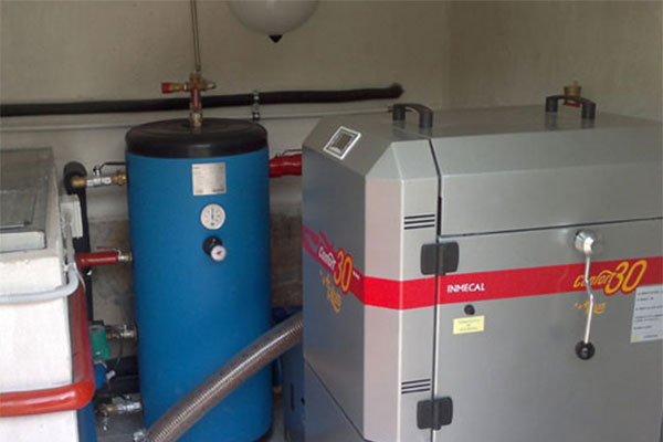 Instalación de Biomasa doméstica para producir calefacción y A.C.S. | Benisolar Benidorm